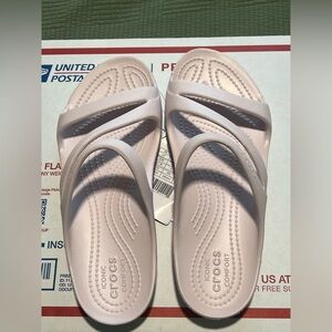 Crocs Kadee II Strappy Women's Size 7 Light Pink Sandals NWT